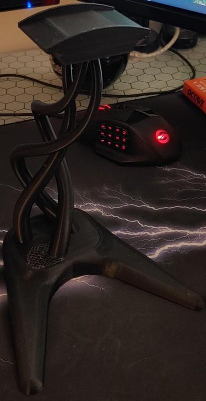 Twisted Headset stand