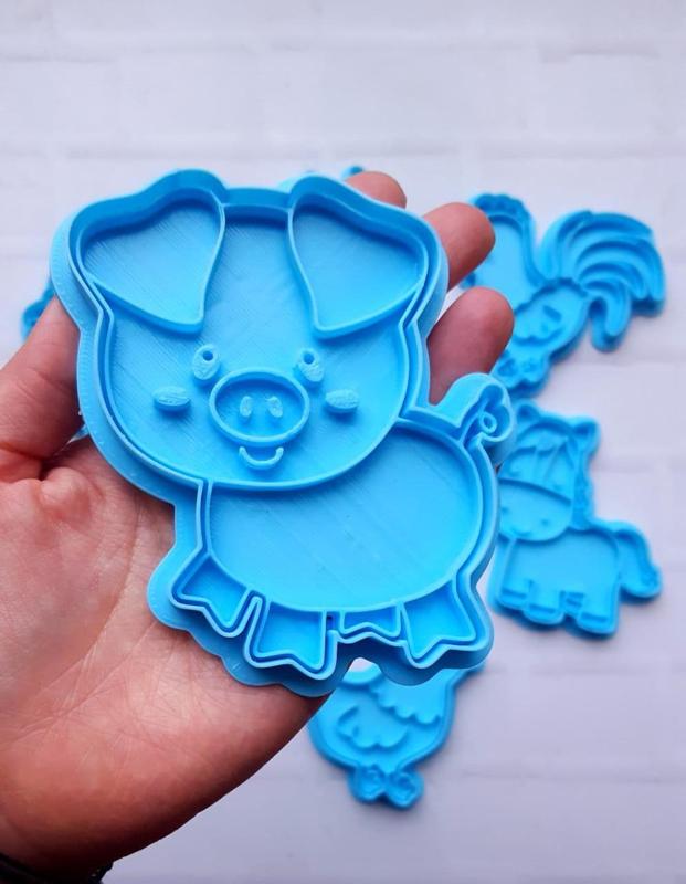 PIGGY - FARM ANIMALS - COOKIE CUTTER - CUTTER - CUTTERS