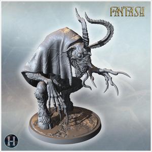 Demonic creature with sharp claws, twisted horns, and a grotesque face, cloaked (39) - Medieval Fantasy Magic Feudal Old Archaic Saga 28mm 15mm