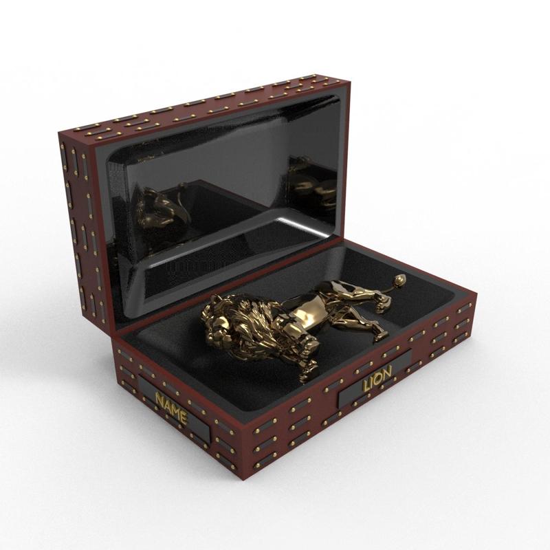 Lion Figure and Special Box