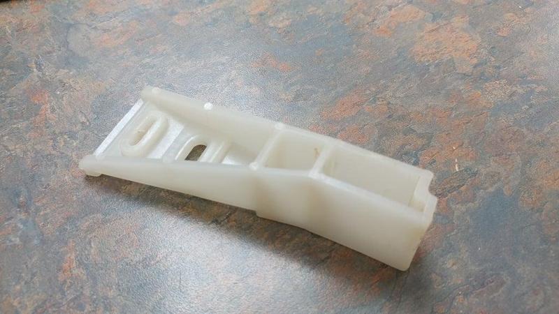 Drawer track rear bracket