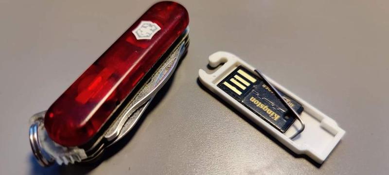 USB replacement for Victorinox Midnite@work 2015