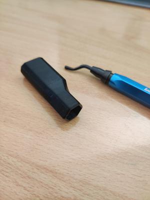Deburring tool cap