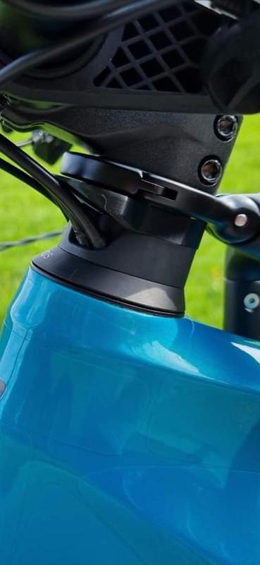 Spacer für Mac Ride oder Shotgun Kindersitz bei Cube Bikes mit innenliegender Kabelführung