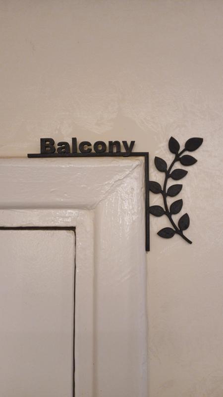 Door Corner Decoration