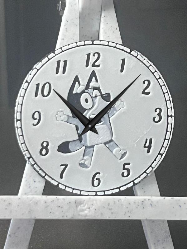 bluey hueforge clock face