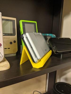 Nintendo DS Display Stand