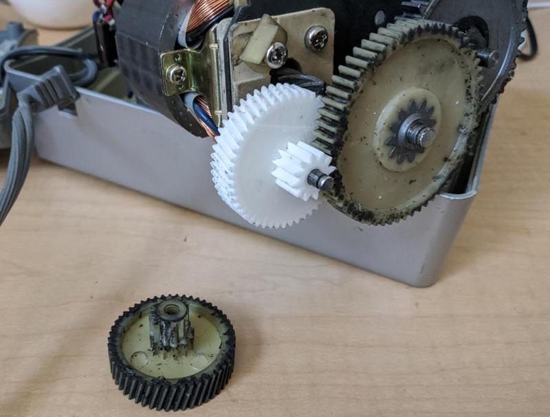 fellowes shredmate 4-sheet shredder gear