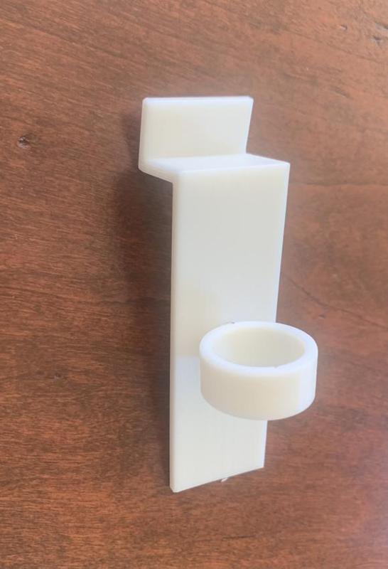 Slatwall holder for round tool