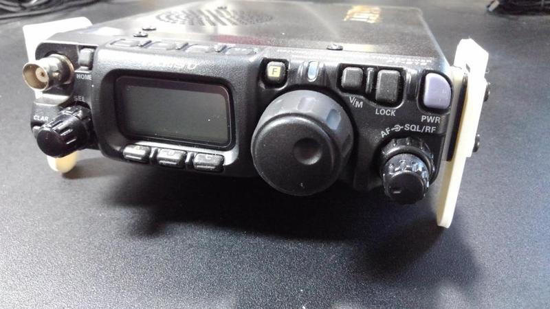 Tilt-Up Stand for YAESU FT-817/818
