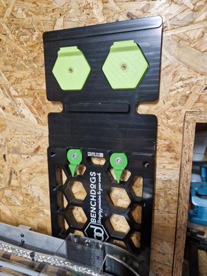 Benchdog tools MK2 Rail square wall holder