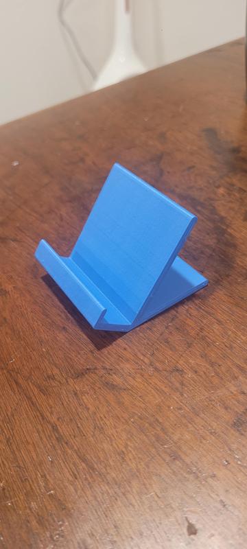 Simple phone stand
