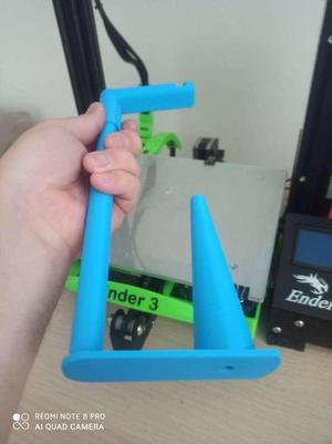 Thread stand