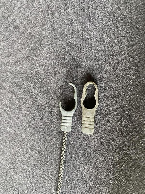 Hooks for BMW E36 Compact Parcel Shelf (with grooves added)