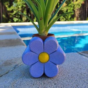 Flower pot