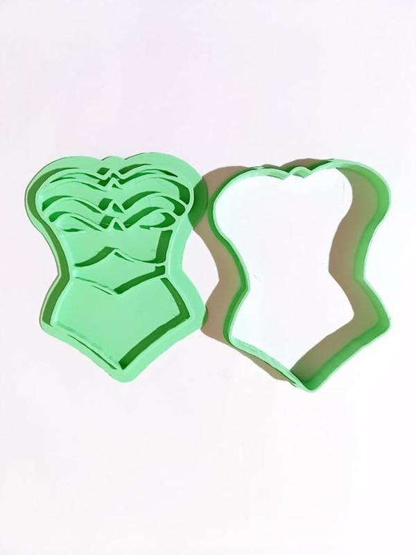 wonder woman costume cutter and marker-wonder woman costume cutter and marker