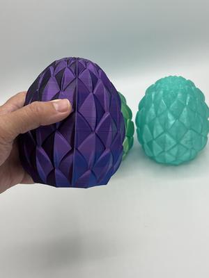 Medium-Large Dragon Scale Egg