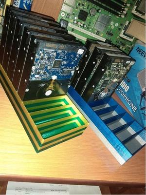 HDD Tray for 8 3,5" Drives with low filament consumption