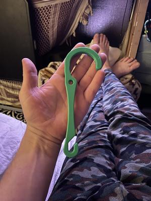 filament hanger for closet dowel