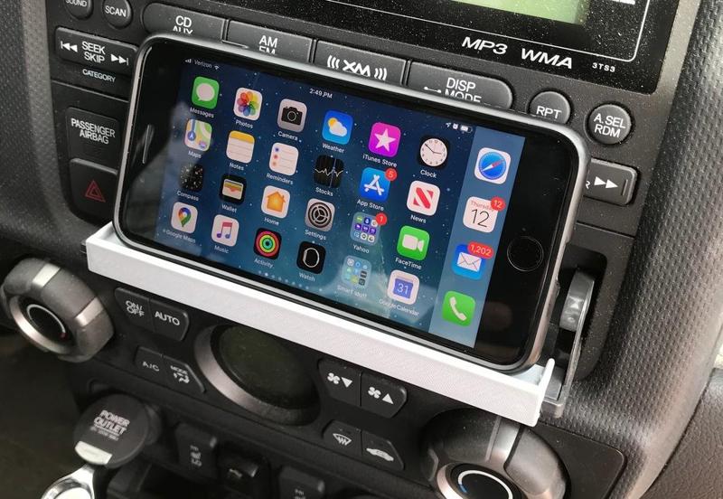Honda Ridgeline cubby phone mount ledge for iPhone 8+