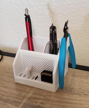 Desktop Organizer (single piece) with clipper hanger