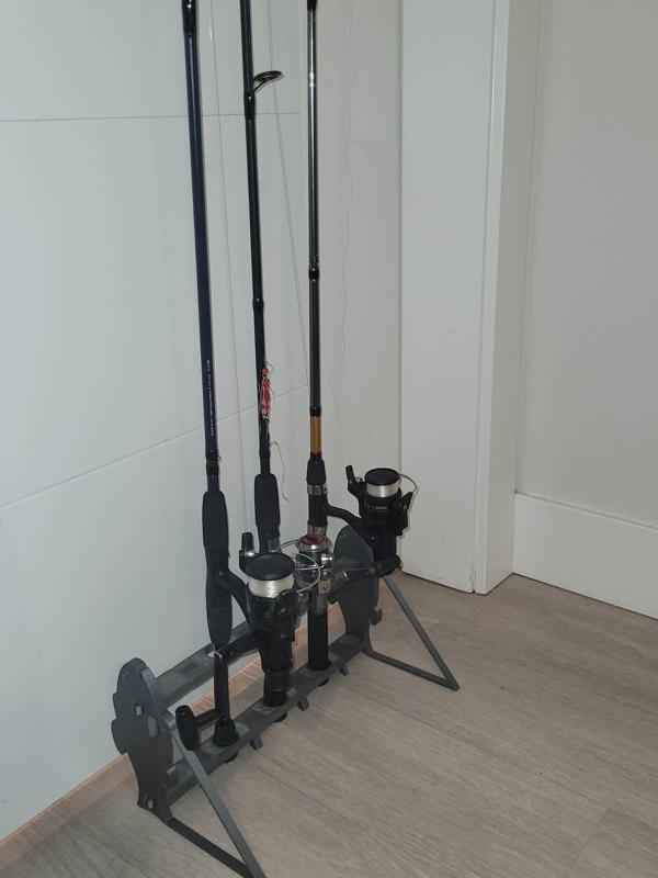 Customizable Fishing Rod Stand