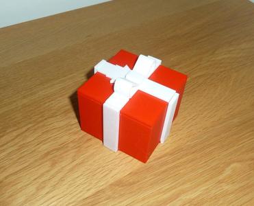 A Present Cache Box
