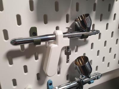 Airbrush holder for IKEA Skadis (T-Nut mount)