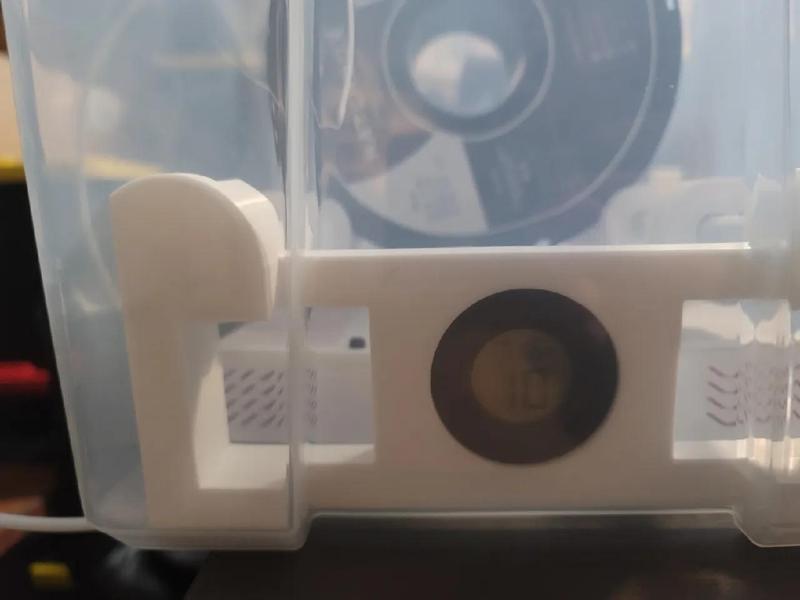 Sterilite 20Qt Drybox with Hygrometer   