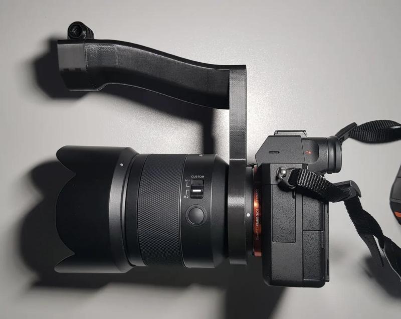 Cageless Sony E-Mount Camera Handle   