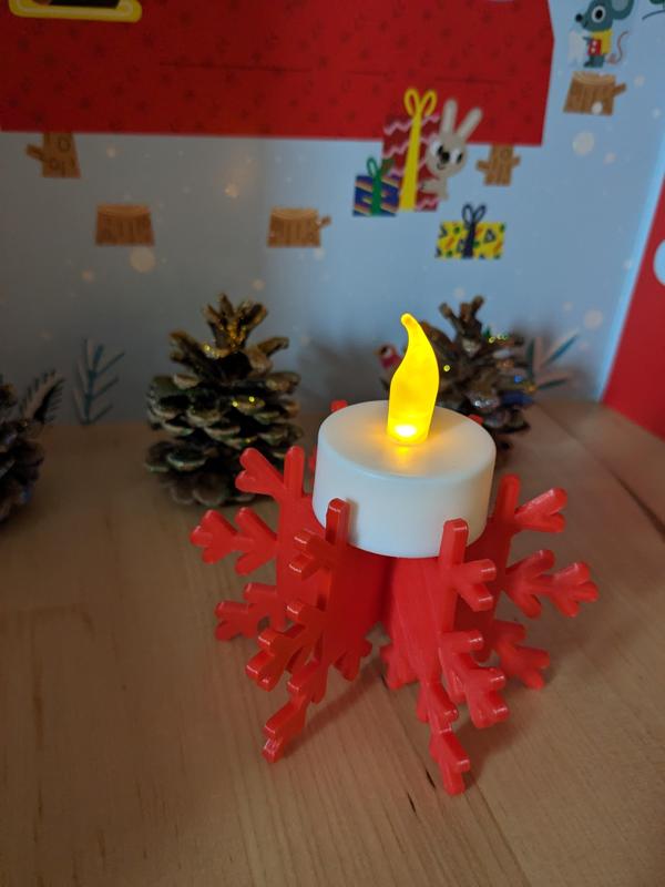 Snowflake candle holder