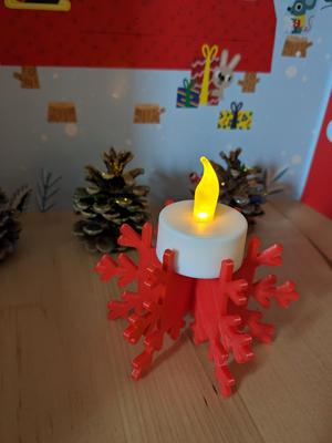 Snowflake candle holder