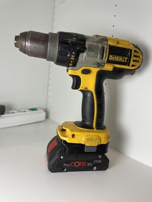 Bosch Professional to Dewalt