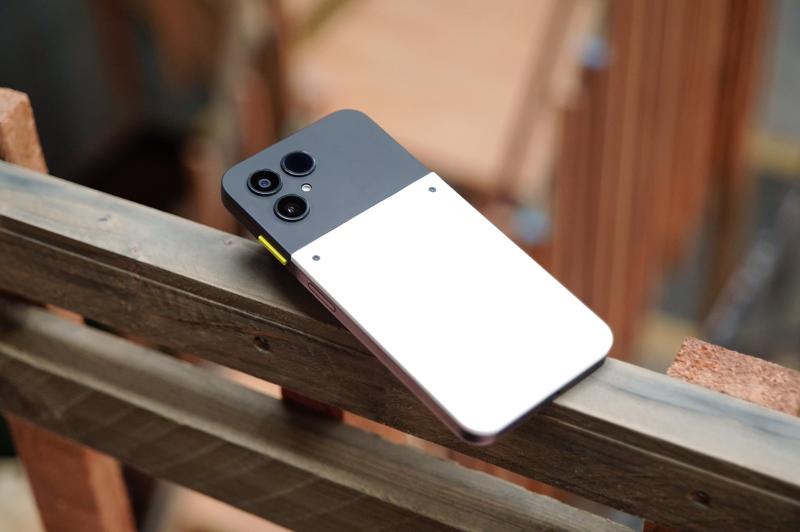 The Fairphone 6 (Gen. 6) Lower Back Cover