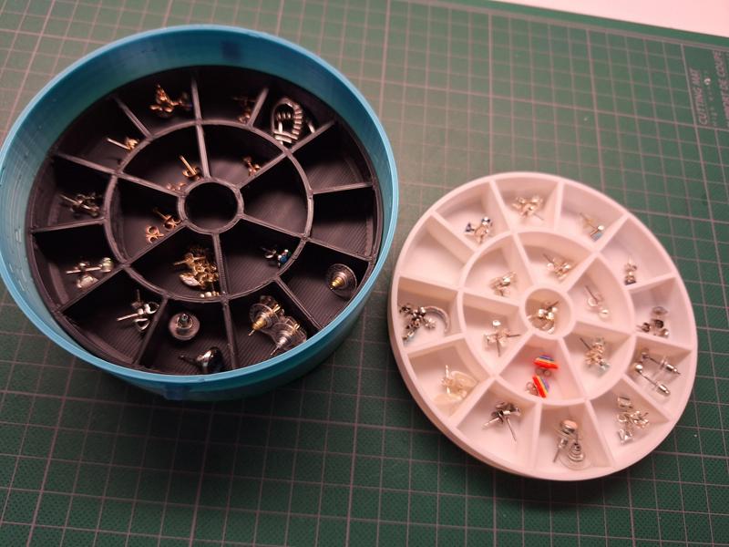 Jewelery Box (Earrings and Rings)