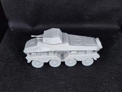 Sd.Kfz.231 (8 Rad) - Heavy Armored car + 2 Tankmen (Germany, WW2)