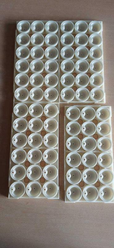 Mold for sorrentinos