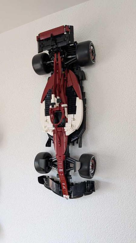 Cada Alfa Romeo F1 Holder