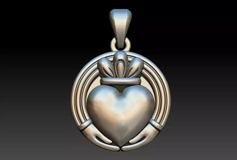 Claddagh Pendant