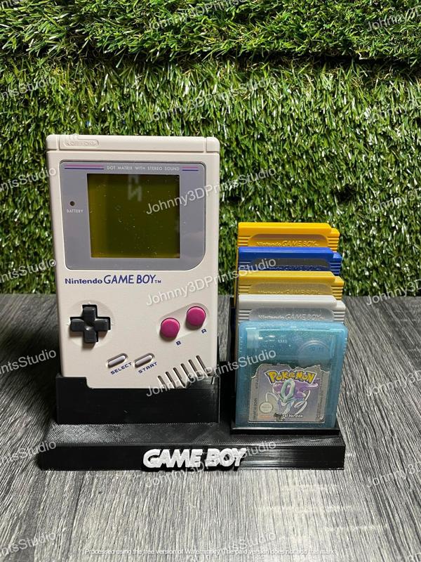 GAMEBOY CLASSIC DMG HOLDER / STAND WITH 5 GAME CARTRIDGES CASES