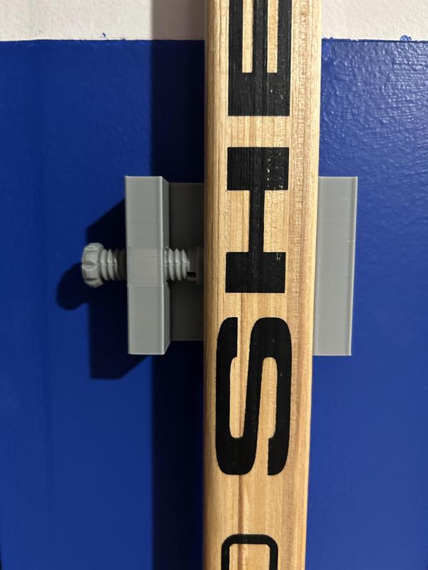 Hockey Stick Wall Clamp
