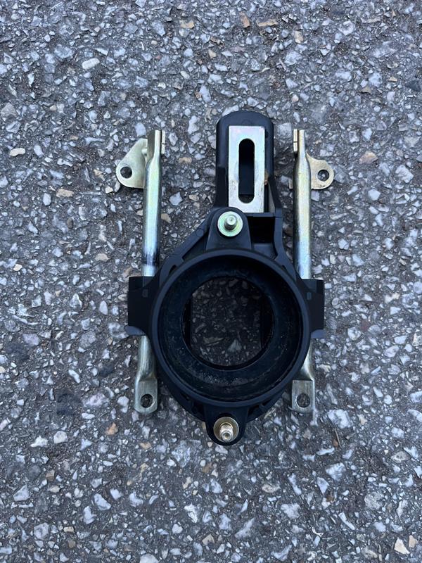 Audi A4 B6/B7 manual transmission repair bushing