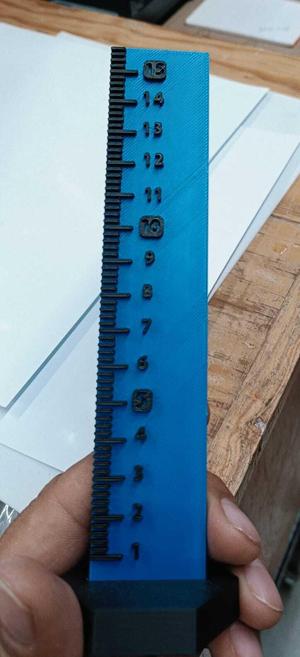 ceiling height leveling strip for soffit ceilings