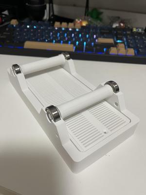 Spool roller with lip (Wider)