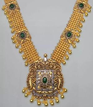 Unique gold pendant Jewelery For Women