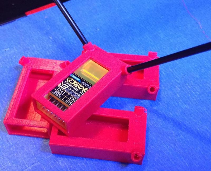 Orange Rx 3 channel S.Bus receiver with long antenna leads holder