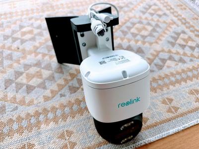 REOLINK TRACKMIX & P830/RLC-830A CORNER MOUNT BRACKET