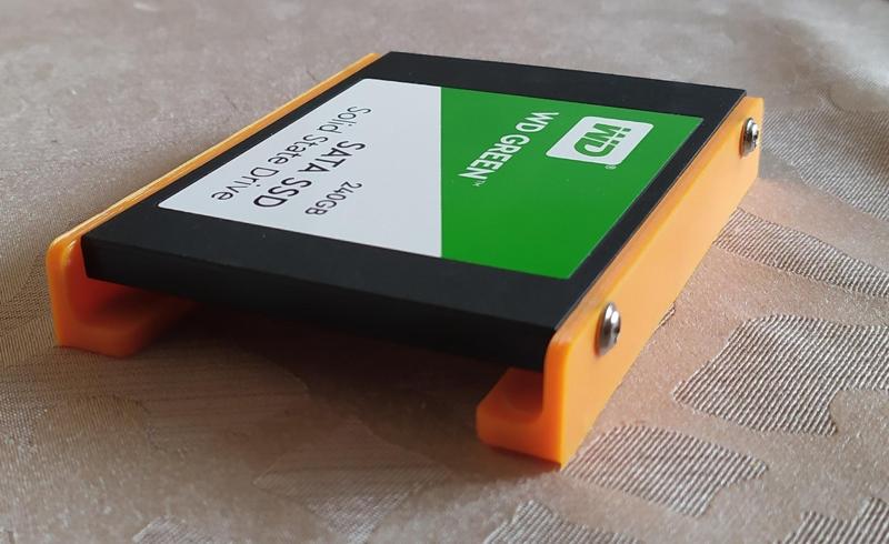 2.5" Solid state HDD magnetic mount.