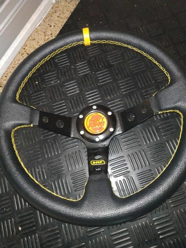 DRIFT KING STEERING WHEEL EMBLEM / DRIFT KING EMBLEMA VOLANTE