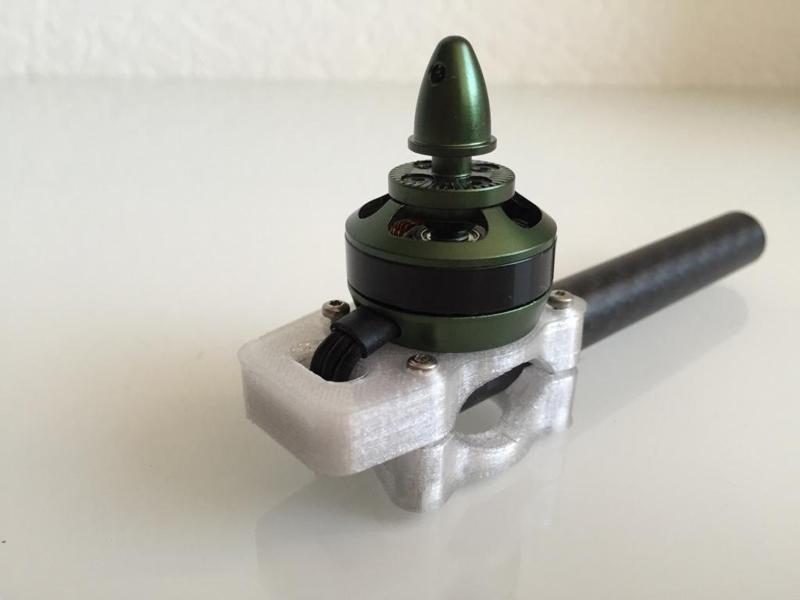 Brushless Motor Tube Mount (12mm tubes, 22xx & 18xx type outrunners)